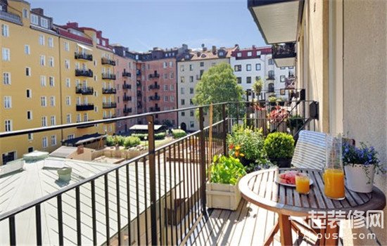 楼房露天阳台装修效果图 拥抱美好大自然 楼房露天阳台装修效果图 拥抱美好大自然